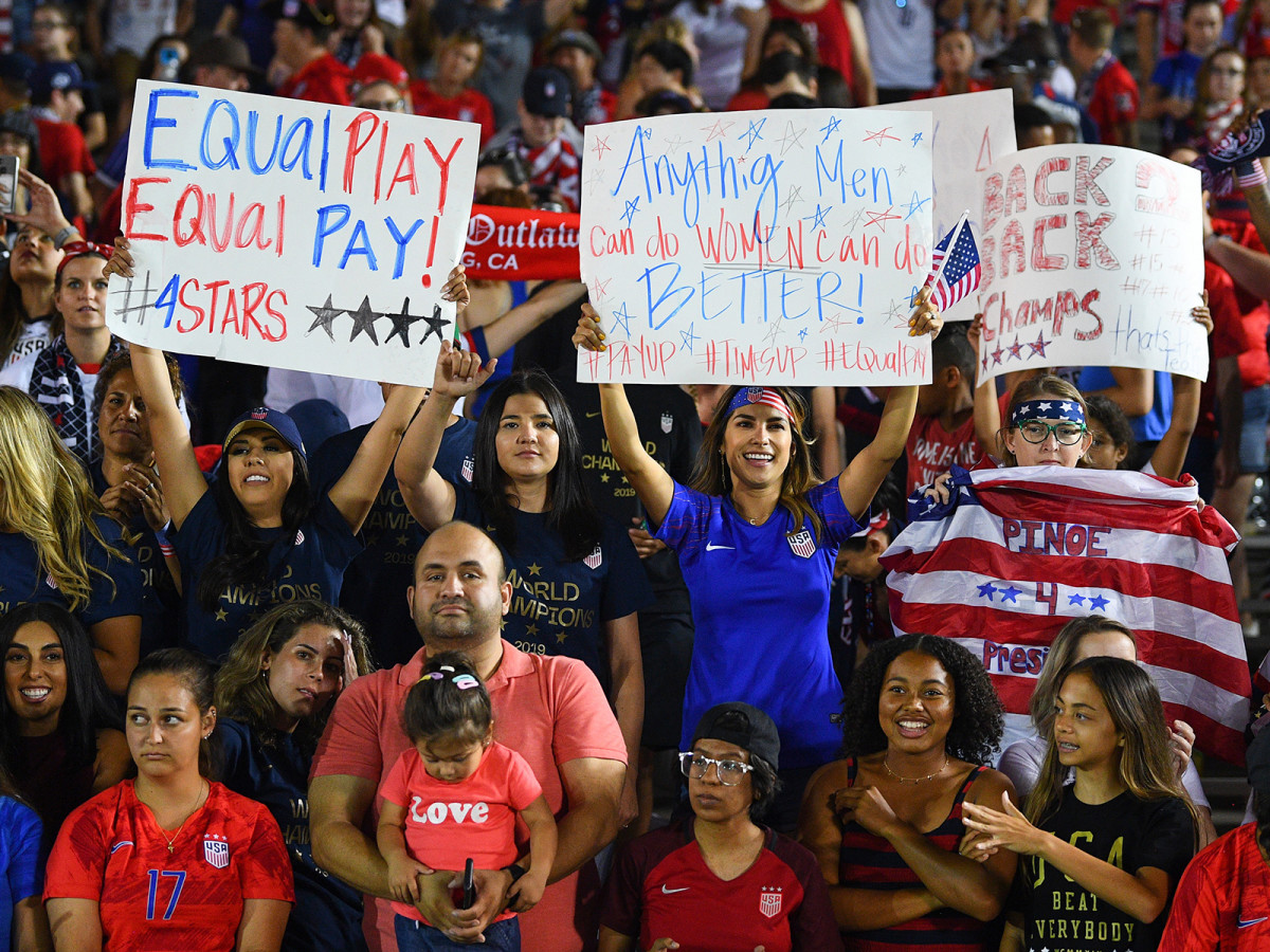 equal-pay-mediation-uswnt-us-soccer.jpg